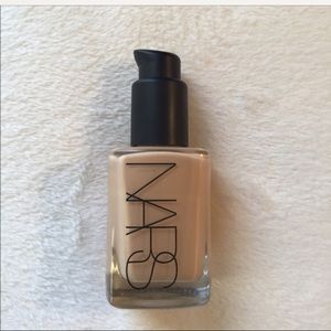 Nars foundation